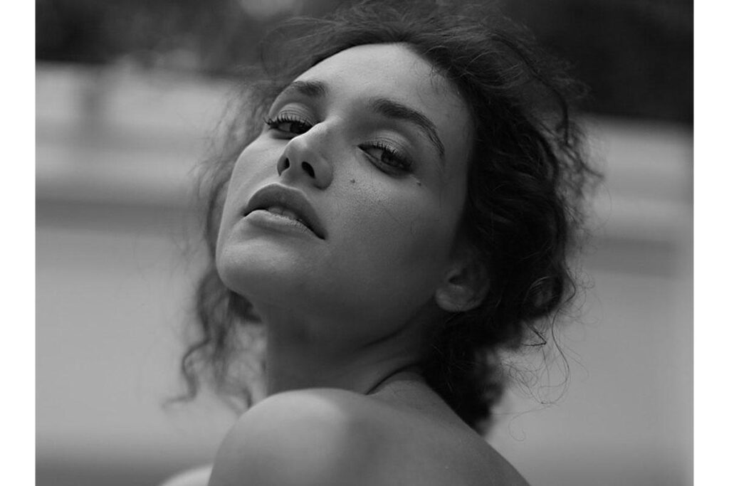 Débora teve que se despedir da filha