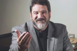 Mario Sergio Cortella fala sobre a criação do micro-ondas