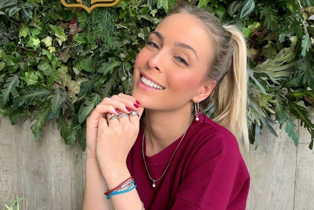 Tata descobriu que estava grávida durante viagem para Disney