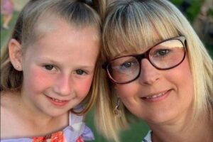 Melissa, mãe de Elsie, teve uma ideia incrível para ajudar na ansiedade de separação da filha