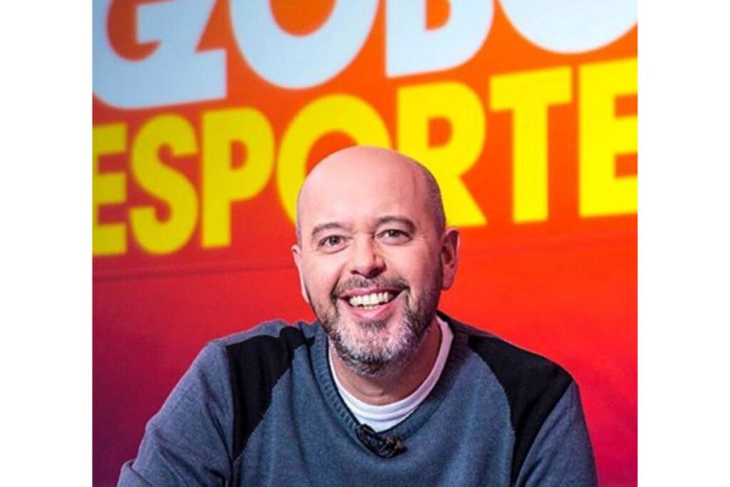 Alex tem problemas de relação com filho.