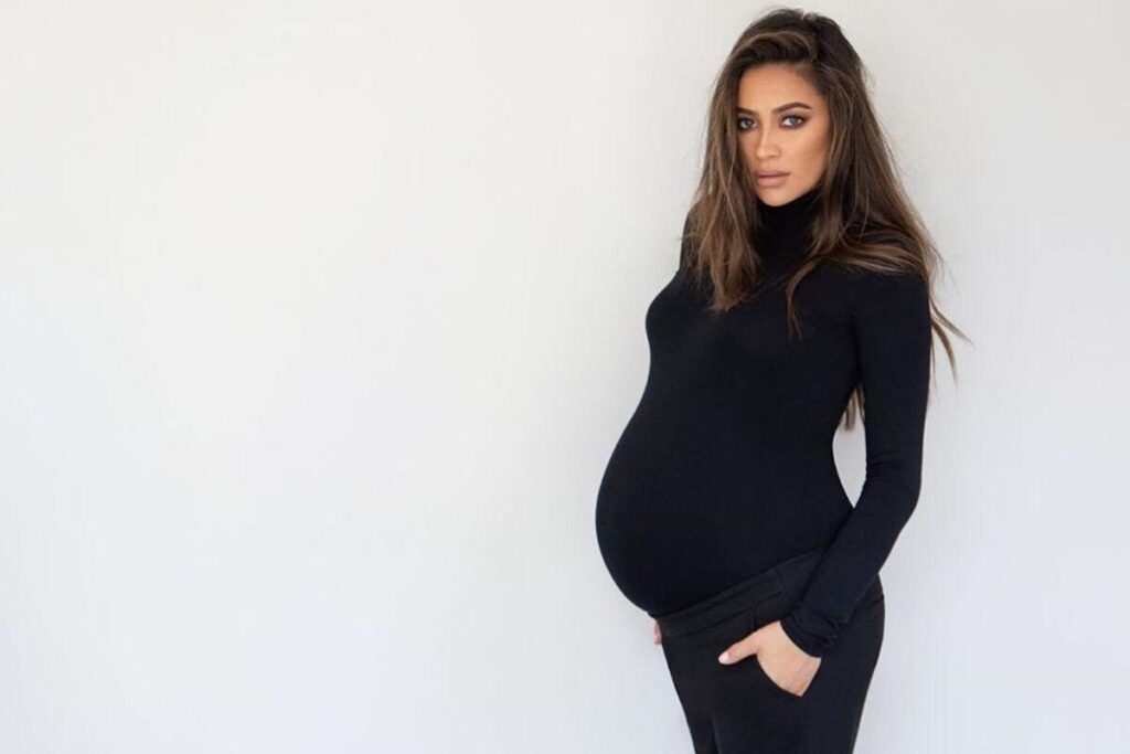 A atriz está na reta final da gravidez