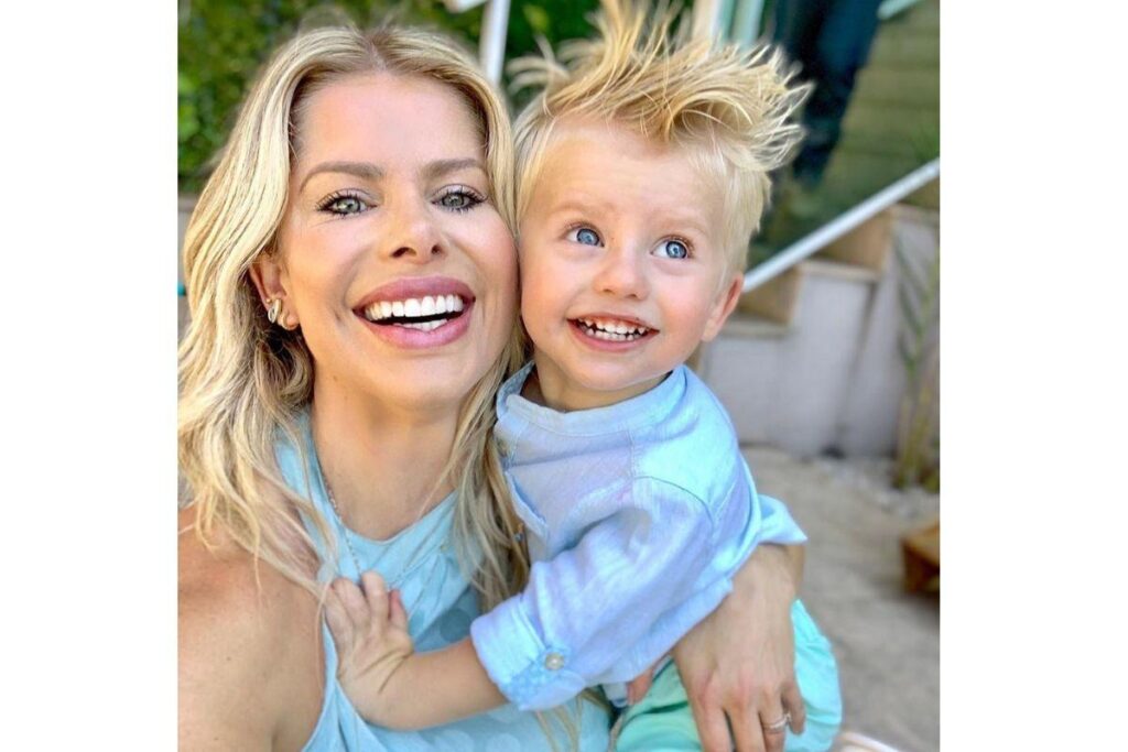 Karina Bacchi é mãe de Enrico, 2 anos, e ficou chocada com a independência do menino