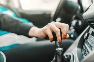 Ela precisa dirigir para visitar o filho na UTI Neonatal