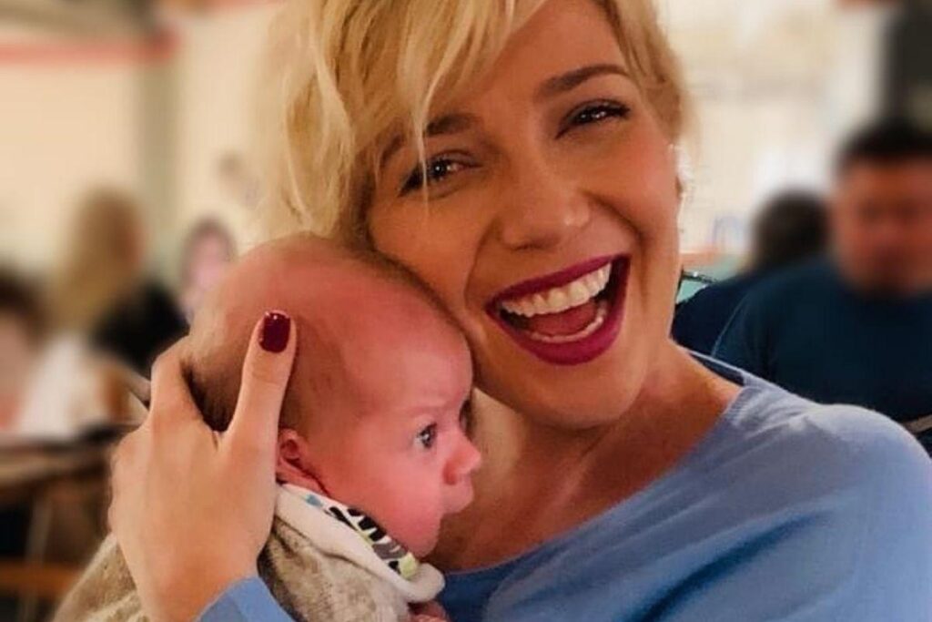 Luiza Possi e Cris com o filho Lucca