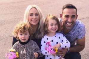 Lisa Lamond é mãe de Arabella e Ruby