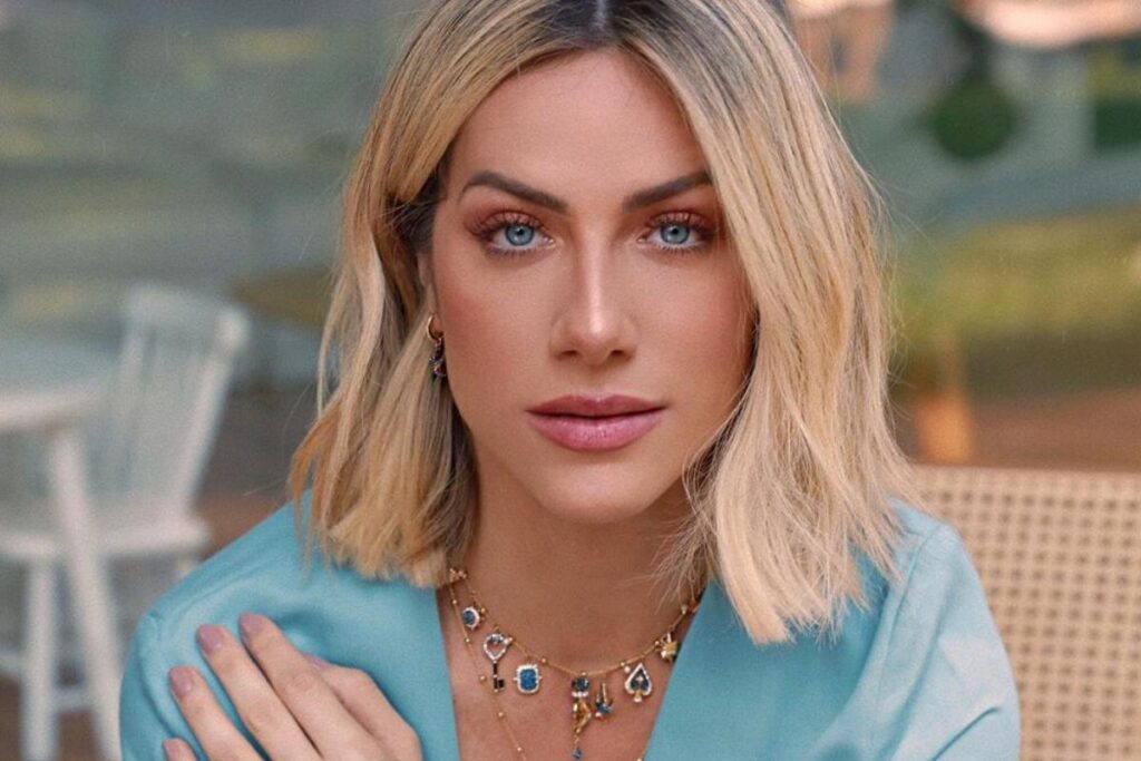 Titi, de 6 anos, e Bless, 4 anos, nasceram em Malawi, na África.