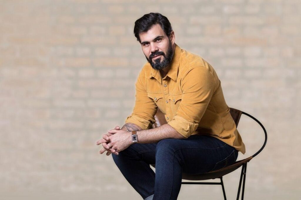 Juliano Cazarré é pai de Inácio, Vicente e Gaspar