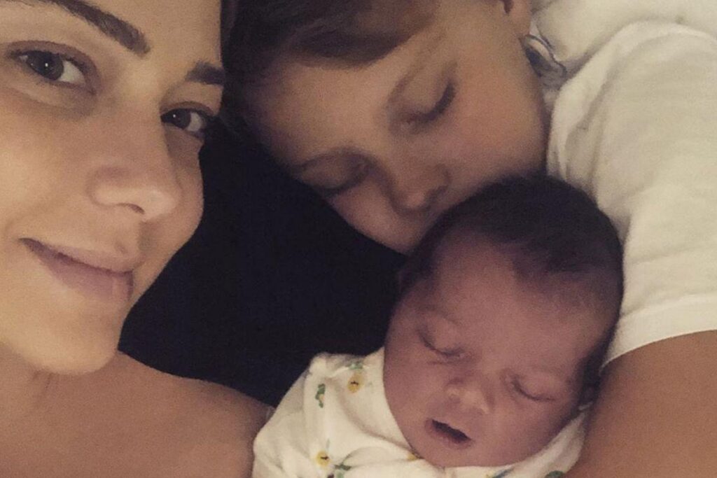 A família está mais linda ainda com a chegada do Valentin