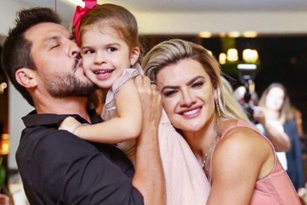 Mirella Santos e Wellington Muniz são pais de Valentina