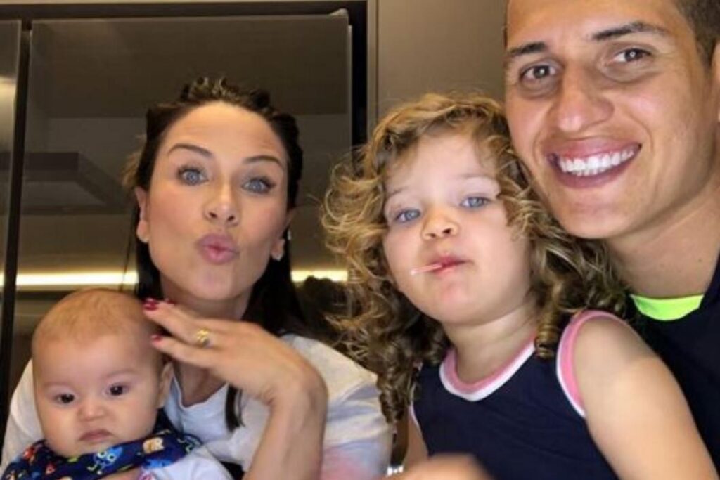 Lizi Benites é mãe de Liz e Levi