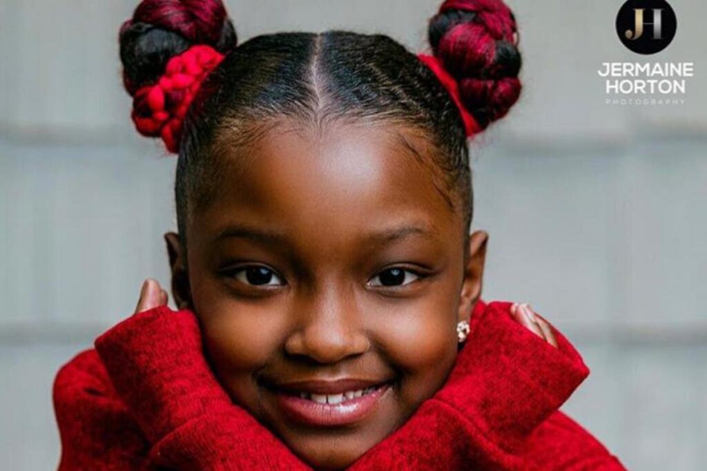 Os pais de Marian trocaram a menina de escola.