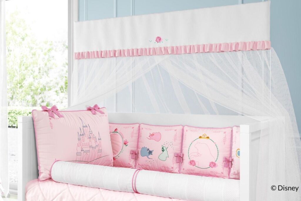 O Kit Berço de Brincar Princesa Aurora é o novo lançamento da Grão de Gente