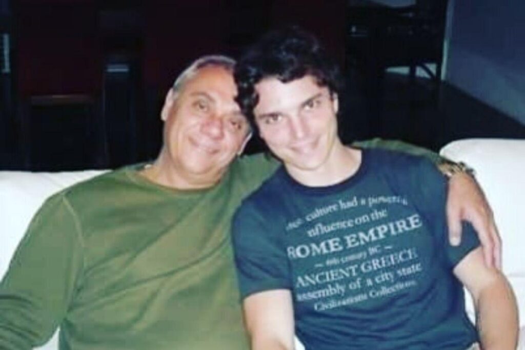 Diego já é pai de uma menina e vive em Buenos Aires