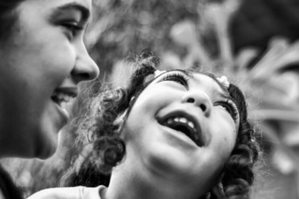 A associação busca apoio por meio da exposição “Anjos no Ninho”.