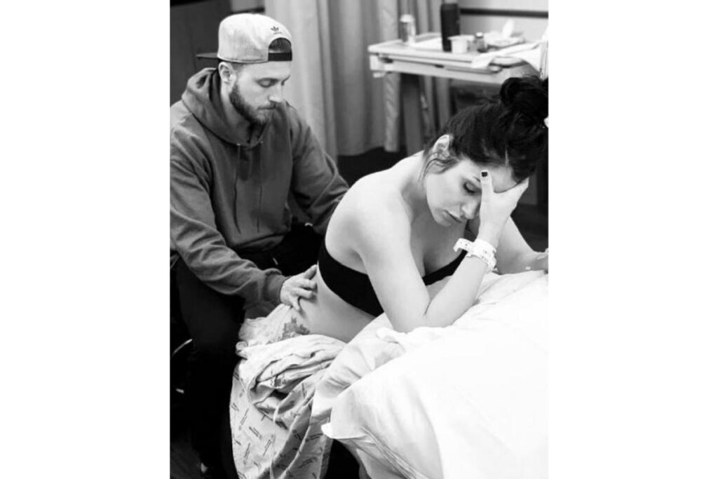 Na foto, William, Lauren, Kannon e Roman