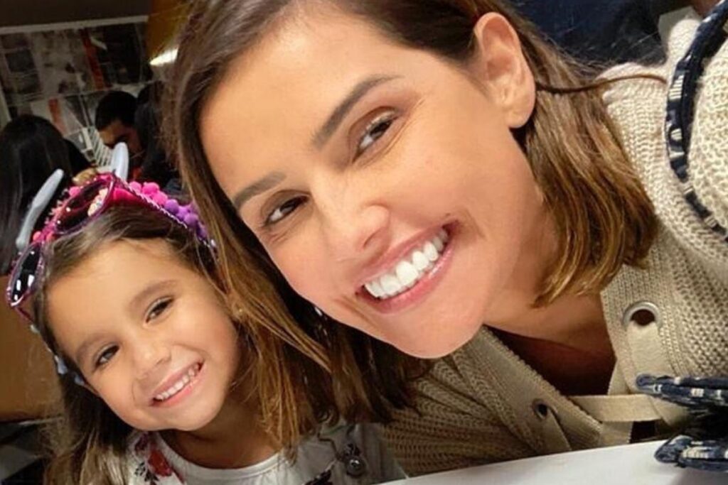 Maria Flor tem três anos de idade