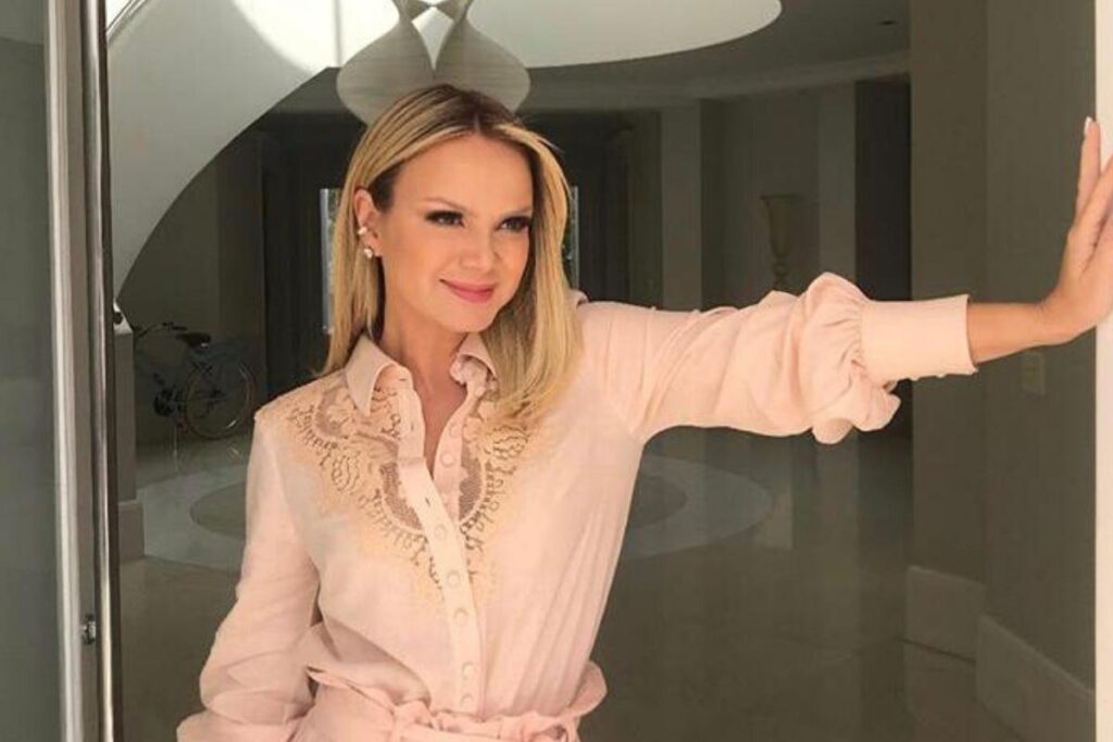 Manuela tem 2 anos de idade e encantou a internet