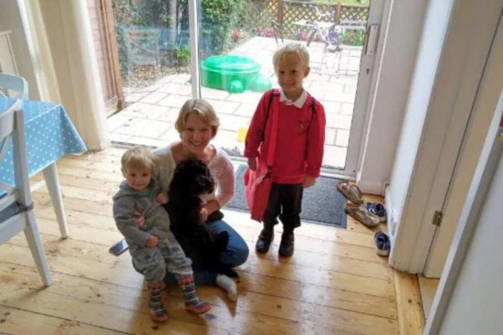 Alexandra está sempre economizando tempo