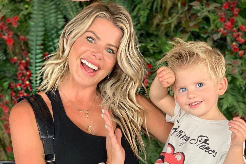 Karina já é mãe de Enrico