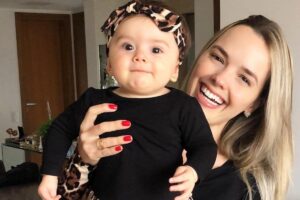 Liz, filha de Thaeme, tem 7 meses