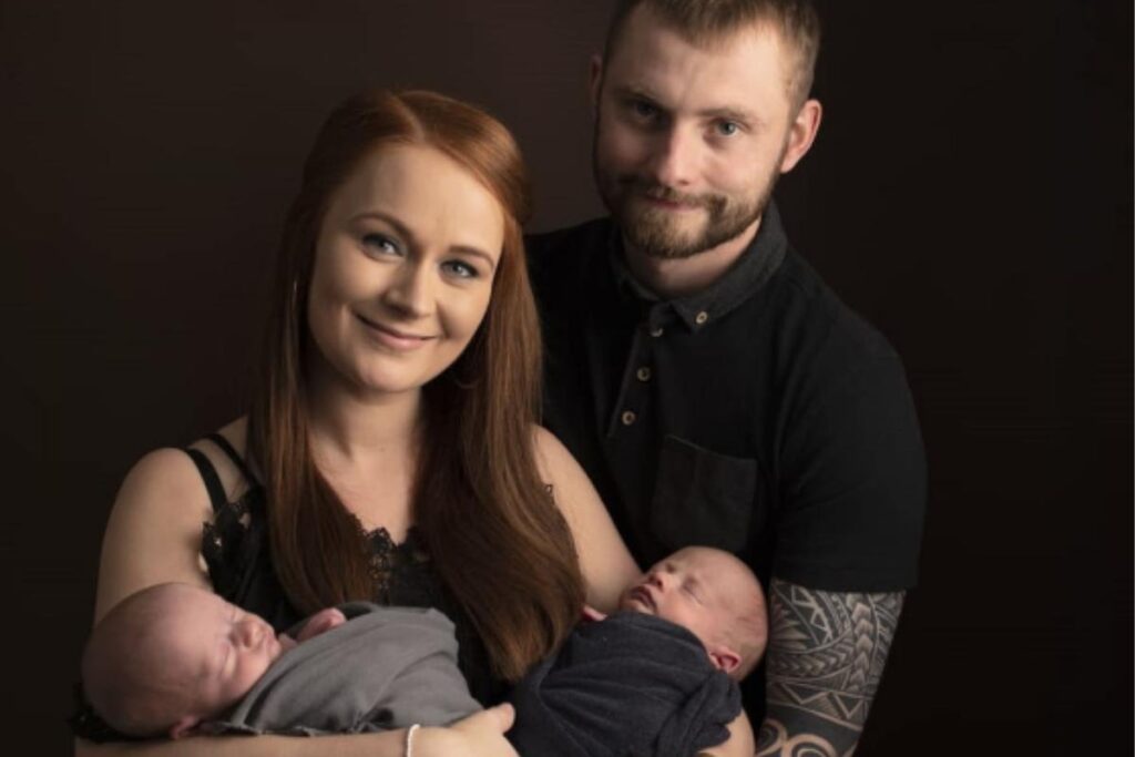 Laura é mãe dos gêmeos idênticos Jacob e Noah