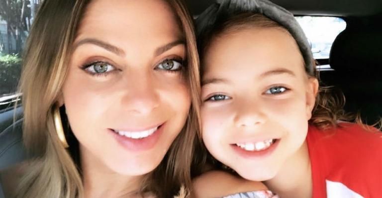 Brenda e Sheila são superamigas e estão sempre juntas