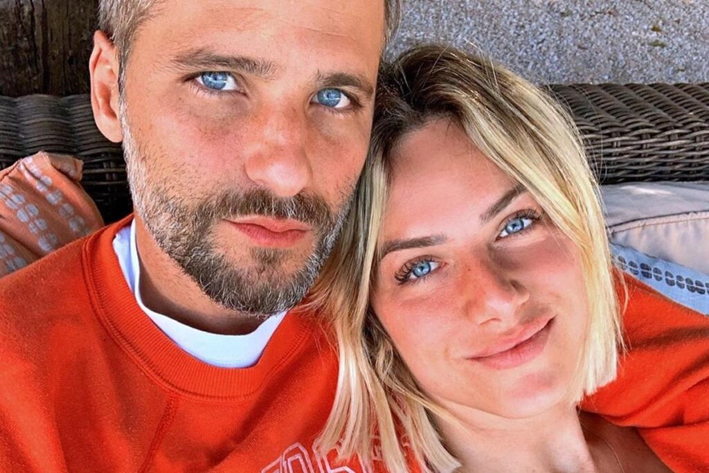 A gente não sabe lidar com as poses do Bless