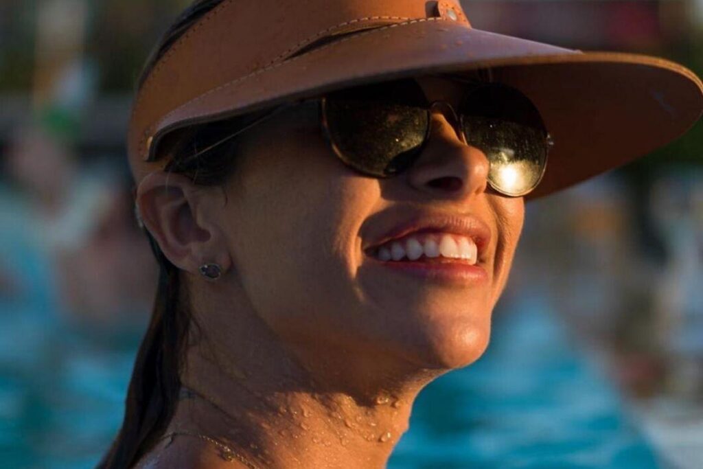 Ela está no quinto mês de gestação