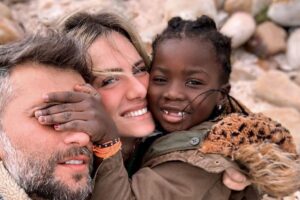 Giovanna Ewbank e Bruno Gagliasso são pais de Titi e Bless