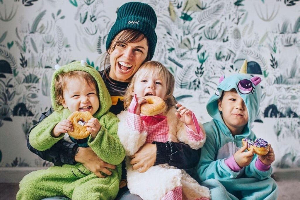 Harley e os três filhos