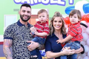 Andressa Suíta é mãe de dois e se surpreendeu com o fato do mais velho já estar falando inglês mesmo sem ter ido à escola