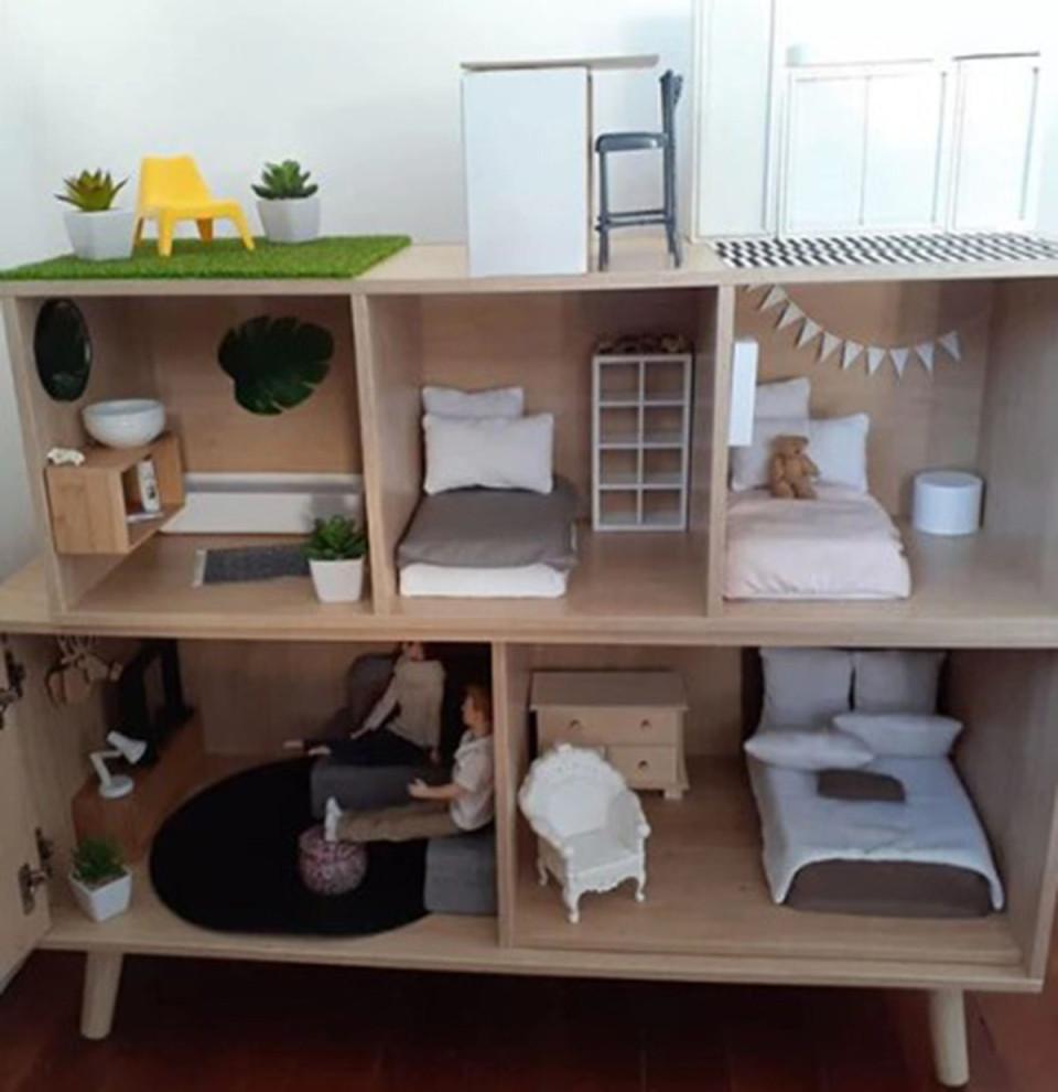 Avó criou uma casa de bonecas reutilizando materiais para a neta