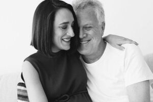 Dora é a segunda filha do casal