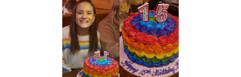 Segundo o colégio, Kayla não seguia as condutas desejadas