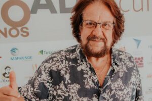 Ele foi vítima de uma parada cardíaca enquanto dormia