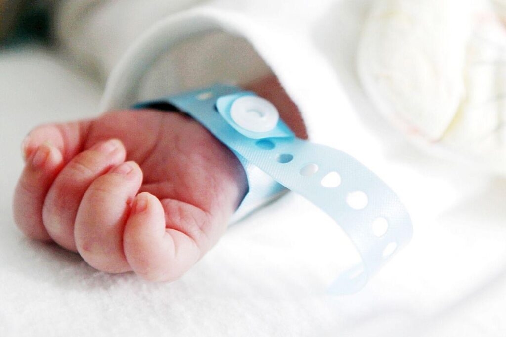 O bebê era uma menina