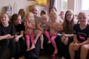 Na foto, a família de Ben e Zoe Sullivan