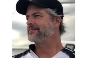 Poliana pediu socorro às câmeras do prédio