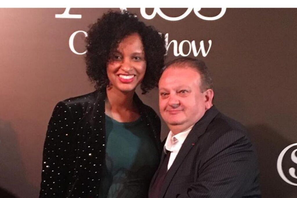 Os gêmeos estão com um ano de idade