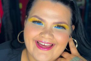 Thais Carla é mãe de Maria Clara e Eva