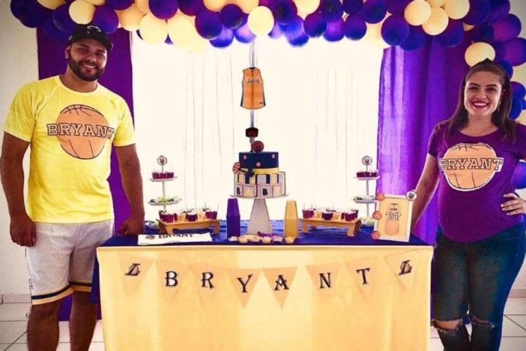 Eles souberam da notícia por uma mensagem no celular