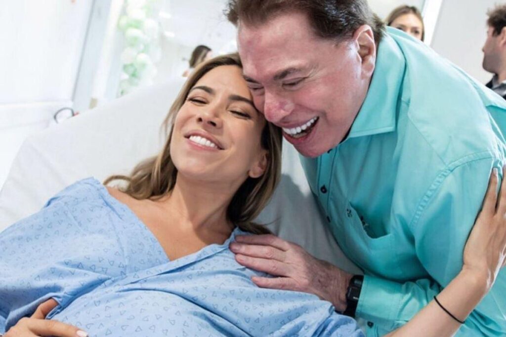 A família toda foi junto e o avô, Silvio Santos, babou pelo neto