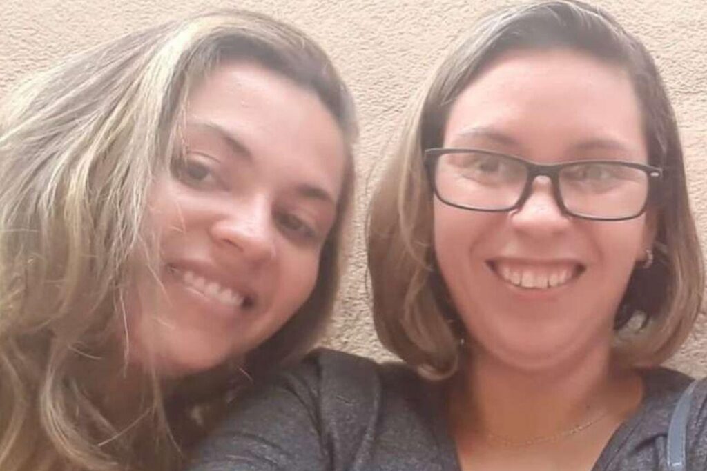 Ela só descobriu que era adotada aos 9 anos de idade