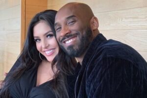 Kobe e a filha mais velha Gianna morreram em um acidente de helicóptero