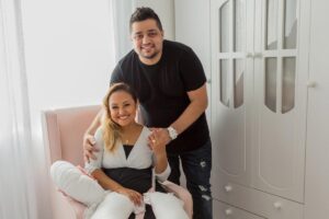 A cantora Bruna Karla e a família mostraram a decoração do quarto da filha