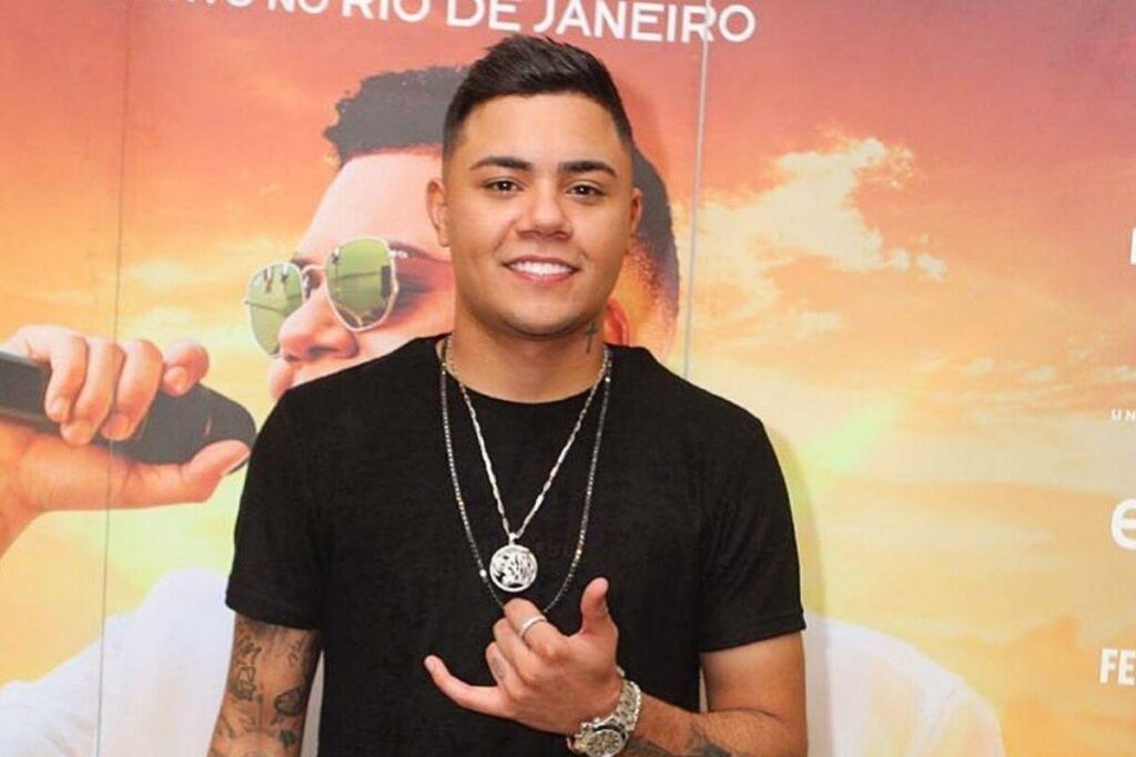 Felipe Araújo é pais de Miguel