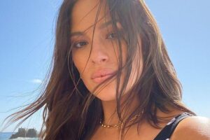 A modelo ainda não contou qual é o nome do filho