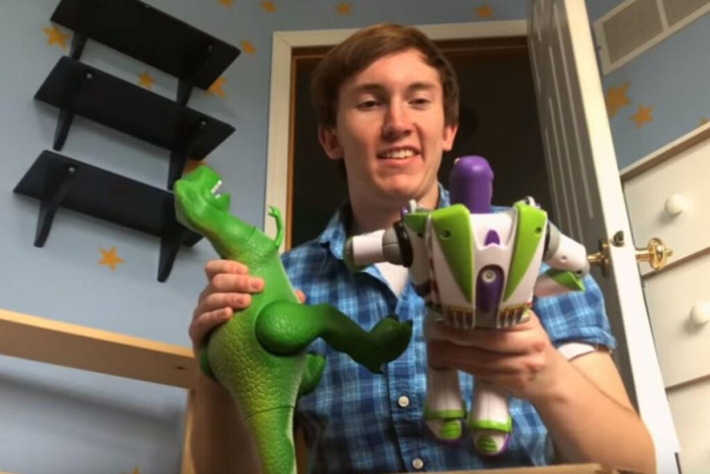 Todas as cenas são extremamente fiéis ao filme original