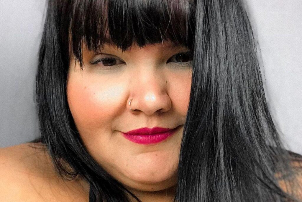 Ela está no 8º mês de gestação